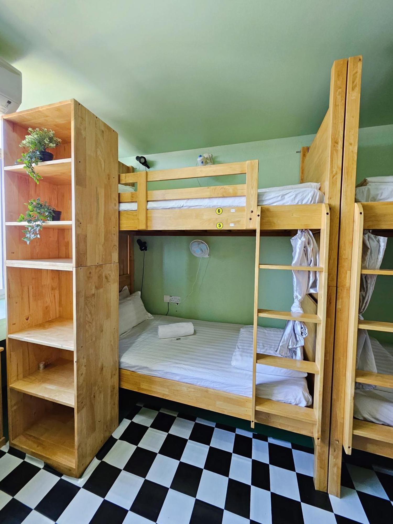 Hostel The 60 George Town