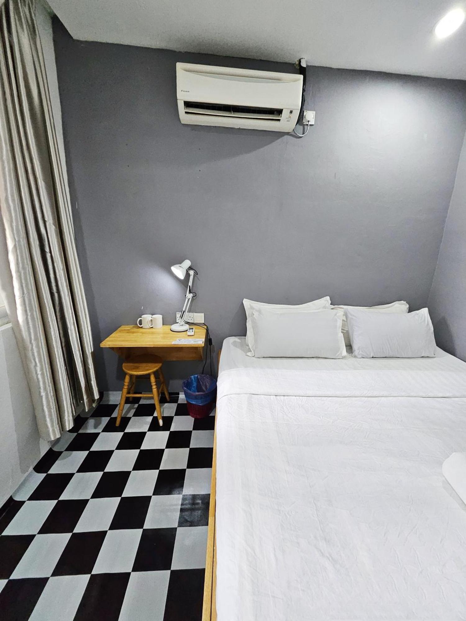 Hostel The 60 *