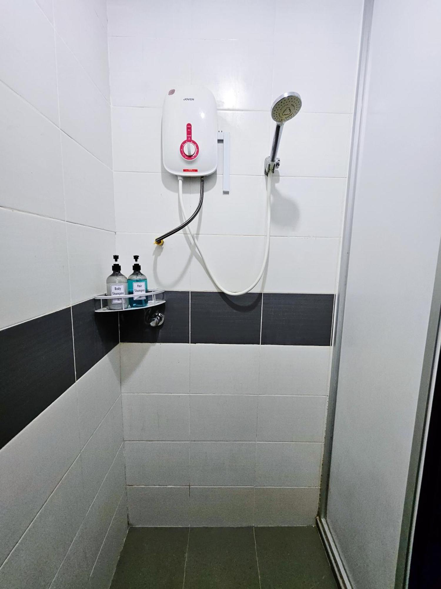 Hostel The 60 George Town